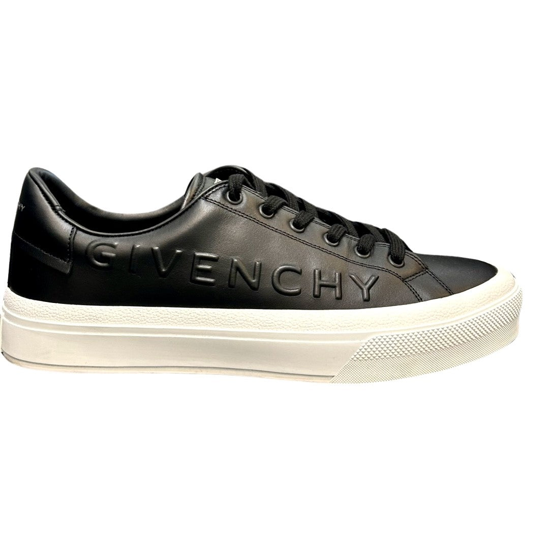 Givenchy Sneaker- Pre-Owned