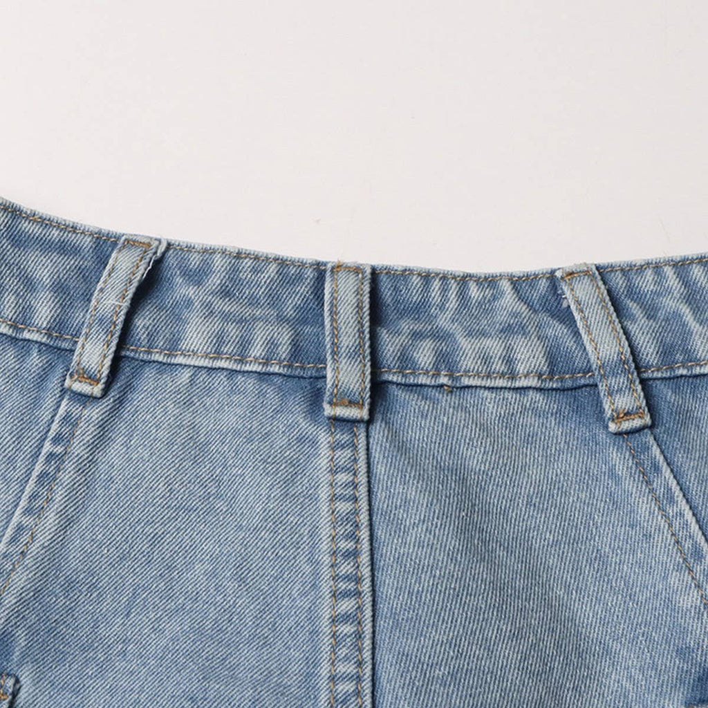 EXPOSED WAIST JEAN